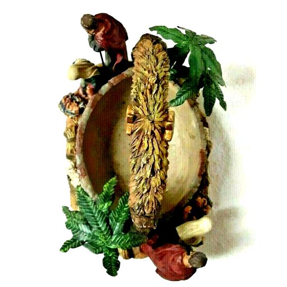 Vintage Nativity Scene Basket Christmas Baby Jesus Mary Joseph Holiday Decor 9” - Picture 3 of 8
